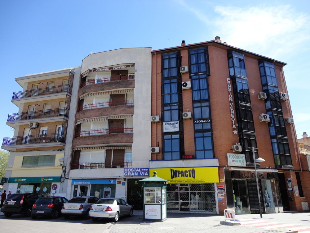 Hostal Gran Vía Pinto Exterior foto